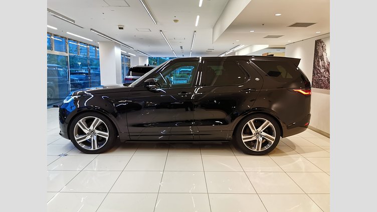 2025 認定中古車 Land Rover Discovery サントリーニブラック D350マイルドハイブリッド（ディーゼル） Metropolitan Edition
