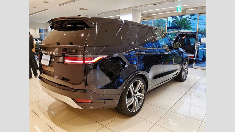2025 認定中古車 Land Rover Discovery サントリーニブラック D350マイルドハイブリッド（ディーゼル） Metropolitan Edition