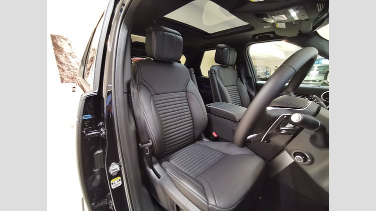 2025 認定中古車 Land Rover Discovery サントリーニブラック D350マイルドハイブリッド（ディーゼル） Metropolitan Edition