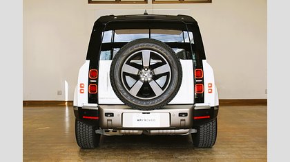 Defender 90 6