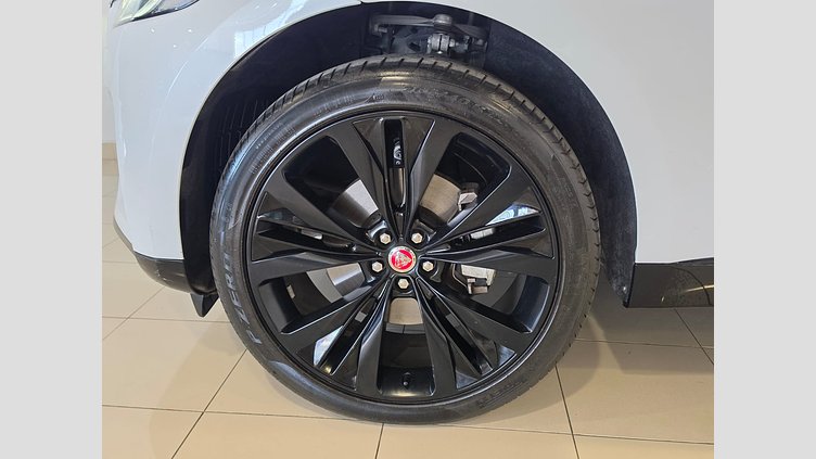 2022 Seminuevos Approved Jaguar F-Pace Ostuni Pearl White 2.0 litre i4P​ SE P250 AWD