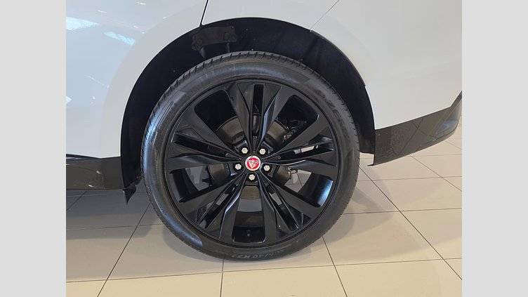 2022 Seminuevos Approved Jaguar F-Pace Ostuni Pearl White 2.0 litre i4P​ SE P250 AWD