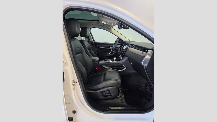 2022 Seminuevos Approved Jaguar F-Pace Ostuni Pearl White 2.0 litre i4P​ SE P250 AWD