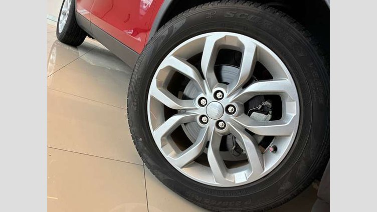 2018 認定中古車 Land Rover Discovery Sport Firenze Red 2.0 litre i4D Diesel HSE D180 5+2