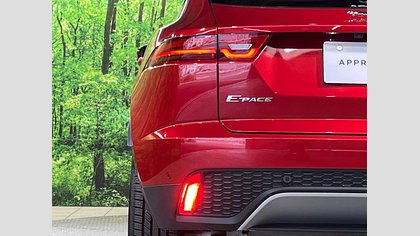 E-Pace 31