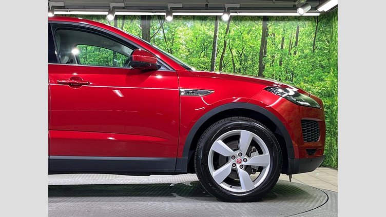 2018 認定中古車 Jaguar E-Pace フィレンツェ レッド D180 オートマチック全輪駆動 S