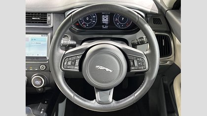 E-Pace 35
