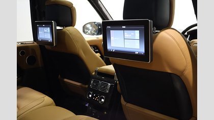 Range Rover 19