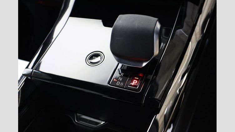 2024 認定中古車 Land Rover Range Rover Sport フィレンツェレッド D300マイルドハイブリッド スタンダードホイールベース Dynamic SE