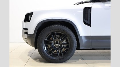 Defender 110 11