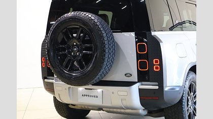 Defender 110 14