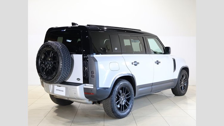 2021 認定中古車 Land Rover Defender 110 Yulong White 3.0 litre i6D​ 110S　D300