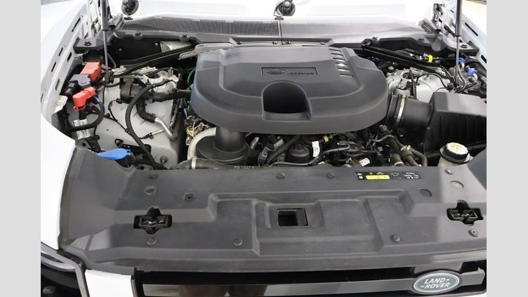 2021 認定中古車 Land Rover Defender 110 Yulong White 3.0 litre i6D​ 110S　D300