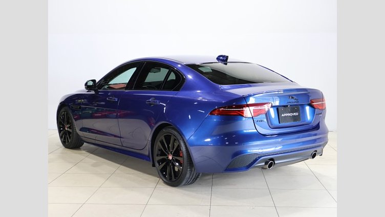 2022 認定中古車 Jaguar XE Bluefire Blue 2.0 litre i4P Petrol R ダイナミックP300