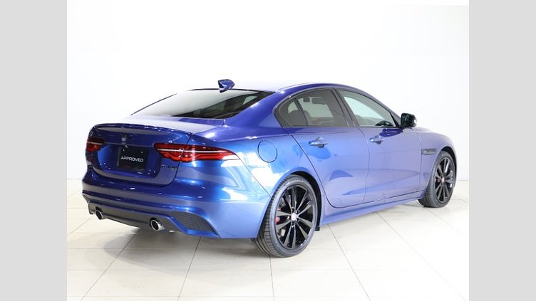 2022 認定中古車 Jaguar XE Bluefire Blue 2.0 litre i4P Petrol R ダイナミックP300