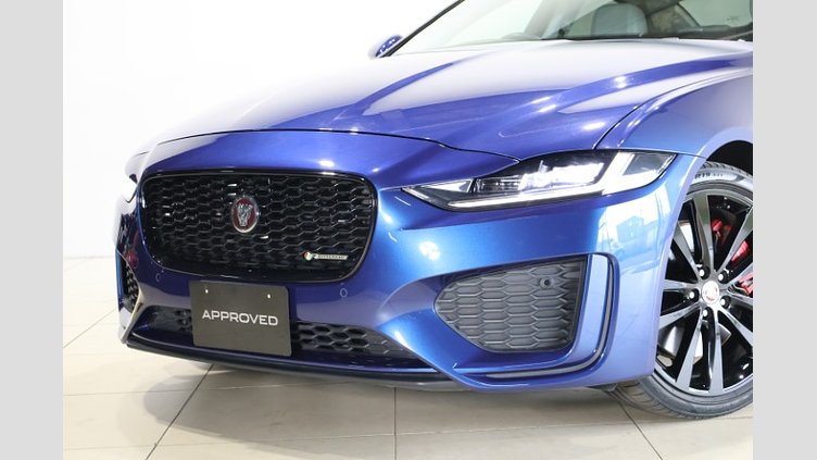 2022 認定中古車 Jaguar XE Bluefire Blue 2.0 litre i4P Petrol R ダイナミックP300