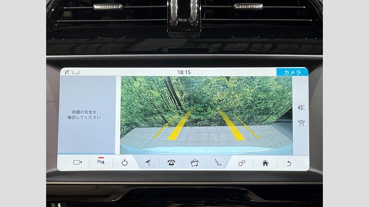 2016 認定中古車 Jaguar XE Fuji White 2WD プレステージ