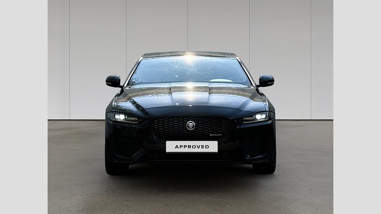 2023 Approved Jaguar XE Santorini Black 2.0 litre i4D​ 2.0 D AWD 204KM R-DYNAMIC BLACK