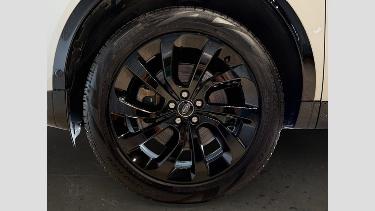 2025 Approved Land Rover Discovery Sport Fuji White D200 Diesel MHEV Standardowy rozstaw osi Dynamic HSE
