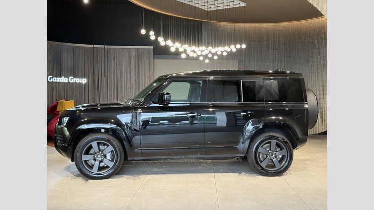 2025 Nowy Land Rover Defender 110 Santorini Black D300 Diesel MHEV X-Dynamic HSE