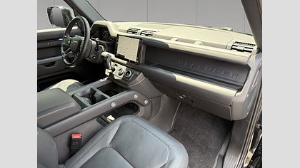 Defender 110 2