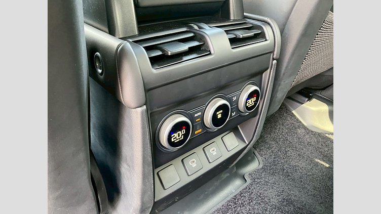 2025 認定中古車 Land Rover Defender 110 サントリーニブラック D350 ディーゼルマイルドハイブリッド X-Dynamic HSE
