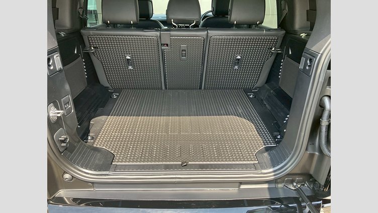 2025 認定中古車 Land Rover Defender 110 サントリーニブラック D350 ディーゼルマイルドハイブリッド X-Dynamic HSE