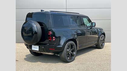 Defender 110 3
