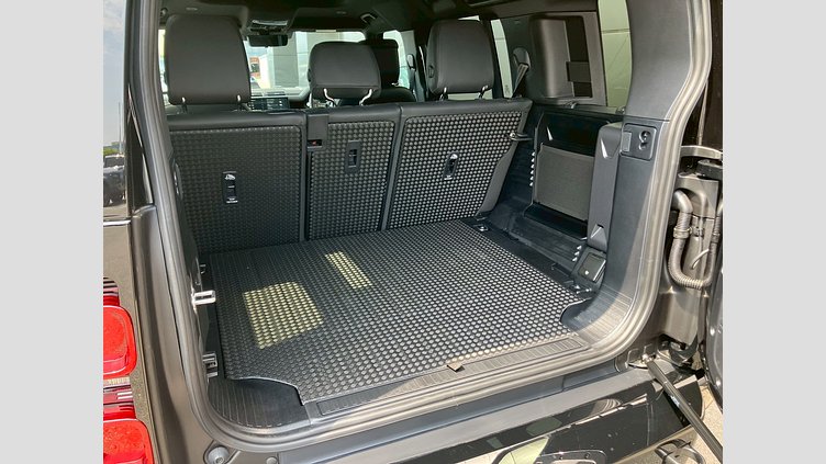 2025 認定中古車 Land Rover Defender 110 サントリーニブラック D350 ディーゼルマイルドハイブリッド X-Dynamic HSE
