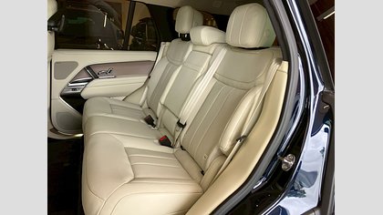 Range Rover 9