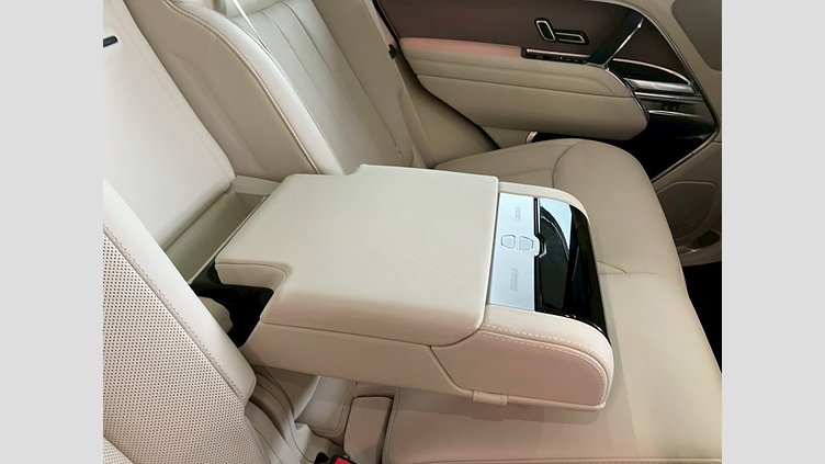 2025 認定中古車 Land Rover Range Rover コンステレーションブルー - グロスフィニッシュ D350 AWD MHEV（AT） スタンダードホイールベース SE