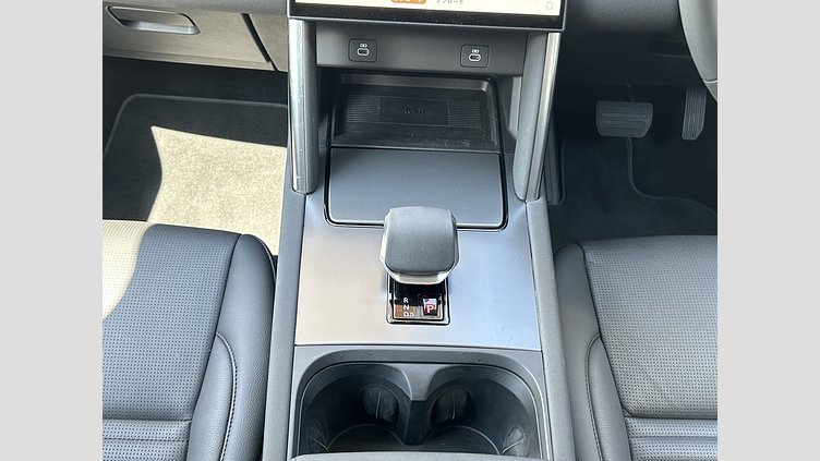 2025 認定中古車 Land Rover Discovery Sport サントリーニブラック P250（ガソリン） S