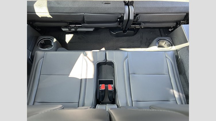2025 認定中古車 Land Rover Discovery Sport サントリーニブラック P250（ガソリン） S