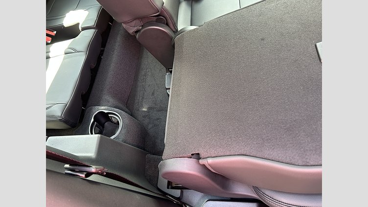 2025 認定中古車 Land Rover Discovery Sport サントリーニブラック P250（ガソリン） S