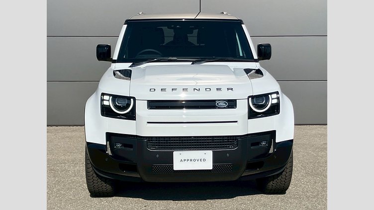 2025 認定中古車 Land Rover Defender 90 フジホワイト D350 ディーゼルマイルドハイブリッド X-Dynamic HSE
