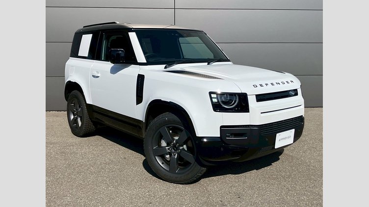 2025 認定中古車 Land Rover Defender 90 フジホワイト D350 ディーゼルマイルドハイブリッド X-Dynamic HSE