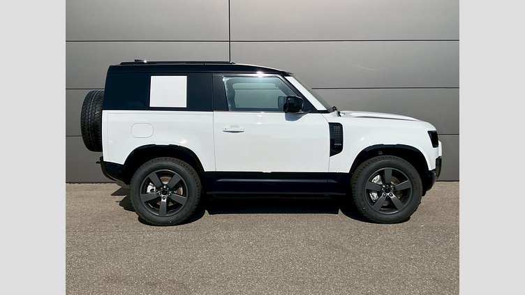 2025 認定中古車 Land Rover Defender 90 フジホワイト D350 ディーゼルマイルドハイブリッド X-Dynamic HSE
