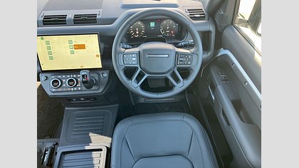 Defender 90 12