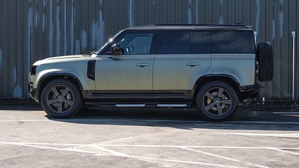 Defender 110 6