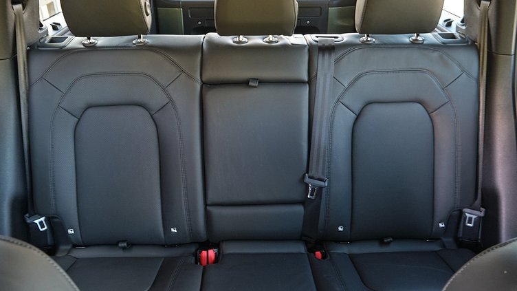 2025 Approved Land Rover Defender 110 Pangea Green 110 D300 X-Dynamic HSE