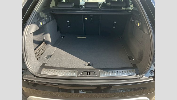 2025 認定中古車 Land Rover Range Rover Velar サントリーニブラック D200マイルドハイブリッド（ディーゼル） スタンダードホイールベース S