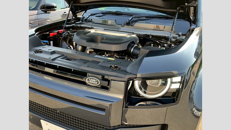 2025 認定中古車 Land Rover Defender 110 カルパチアングレイ D350 ディーゼルマイルドハイブリッド X-Dynamic HSE