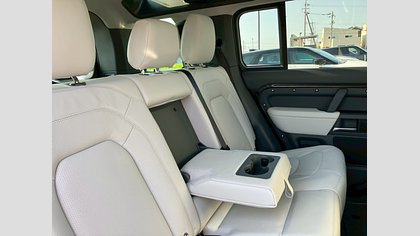 Defender 110 11