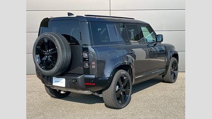 Defender 110 3