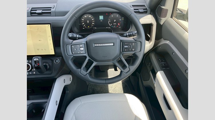 2025 認定中古車 Land Rover Defender 90 ボラスコグレイ D350 ディーゼルマイルドハイブリッド X-Dynamic HSE