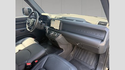 Defender 90 2