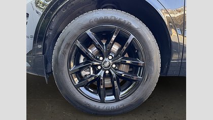 Discovery Sport 9