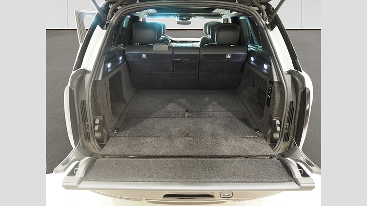 2023 Approved Land Rover Range Rover Fuji White P550e AWD AUTO PHEV STANDARD HJULBAS AUTOBIOGRAPHY