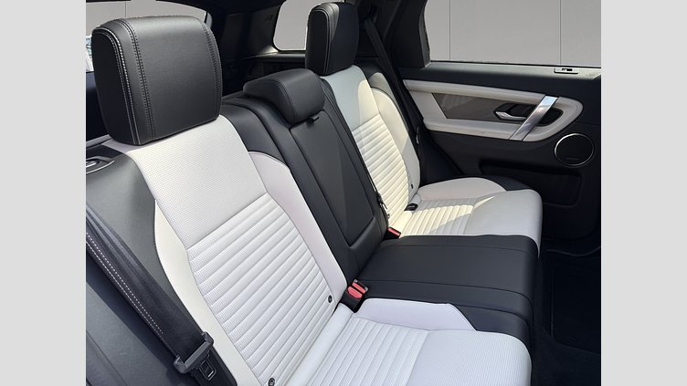 2025 Approved Land Rover Discovery Sport Varesine Blue D200 Diesel MHEV Standardowy rozstaw osi Dynamic SE