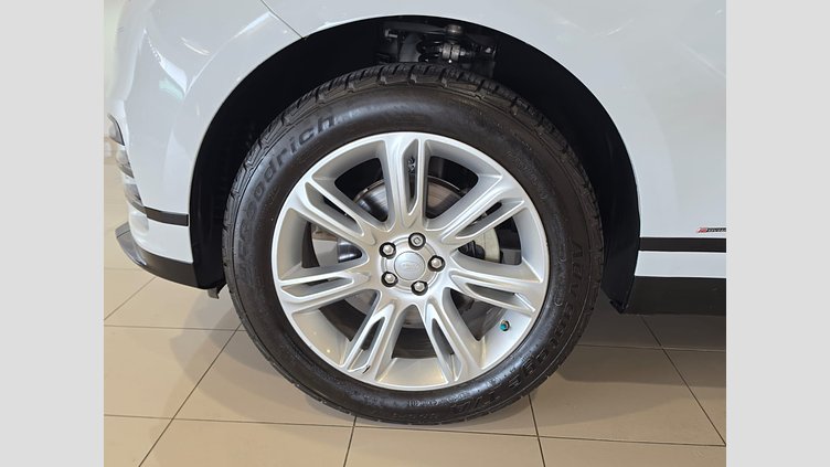 2018 Seminuevos Approved Land Rover Range Rover Velar Yulong White 2.0 litre i4P​ S R-DYNAMIC